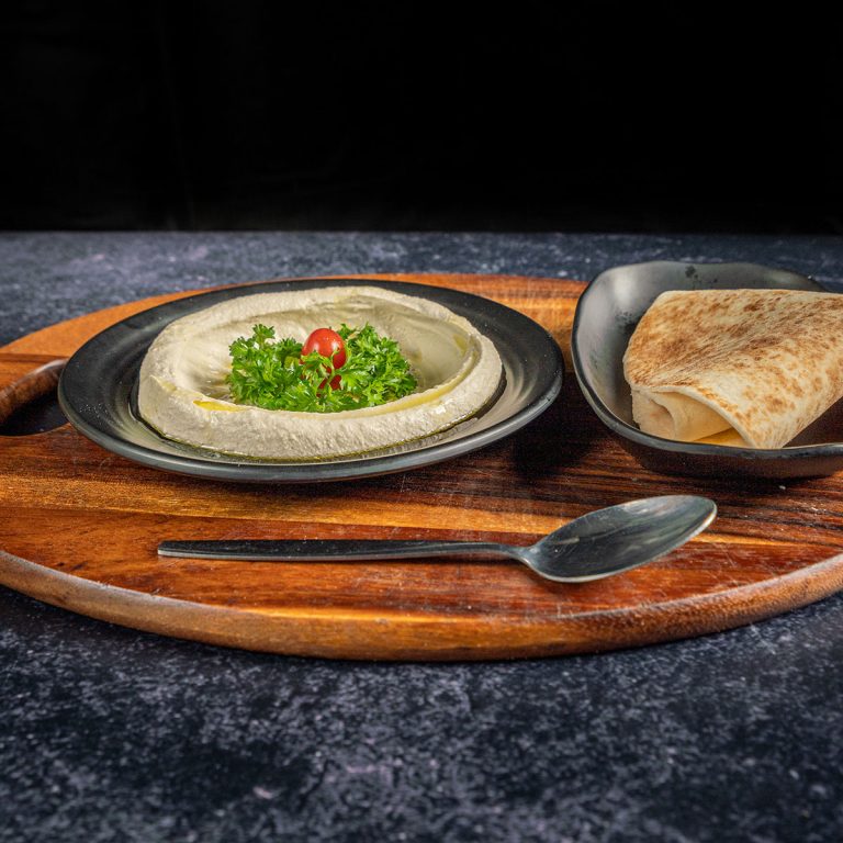 Hummus With Pitta Bread | Royal ♛ Pizza Bangkok